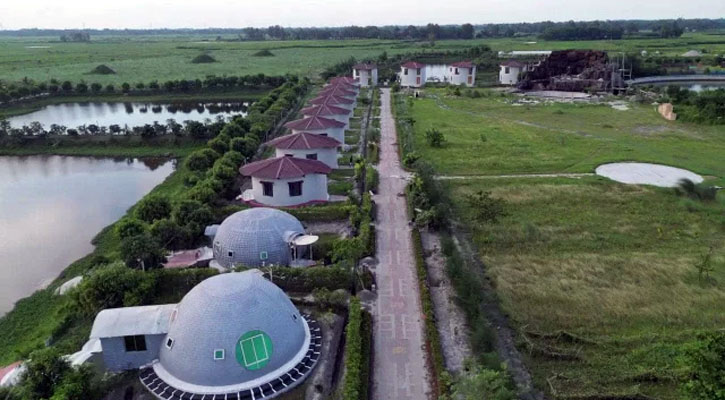 বেনজীরের সাভানা ইকো রিসোর্ট বন্ধ ঘোষণা